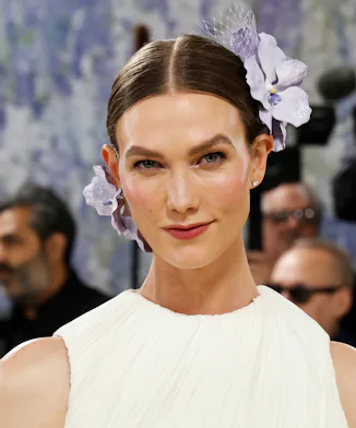 Karlie Kloss explained how she speaks about political differences with sister-in-law Ivanka Trump.