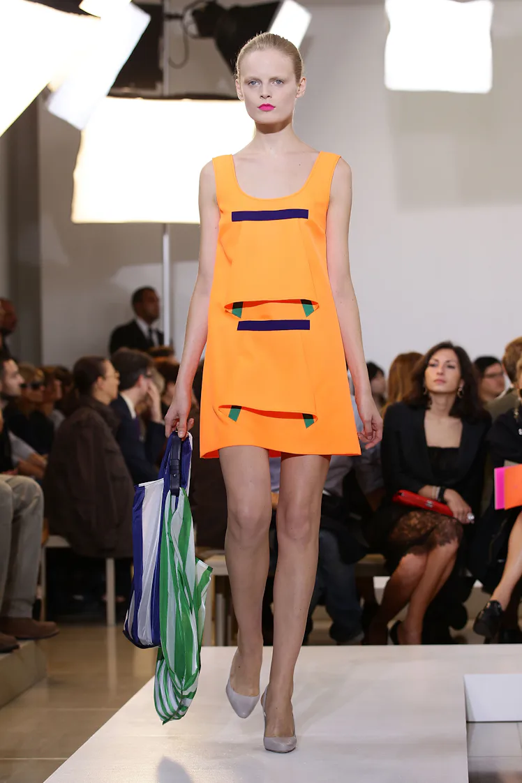 MILAN, ITALY - SEPTEMBER 25:  A model walks down the runway during Jil Sander Spring/Summer 2011 fas...