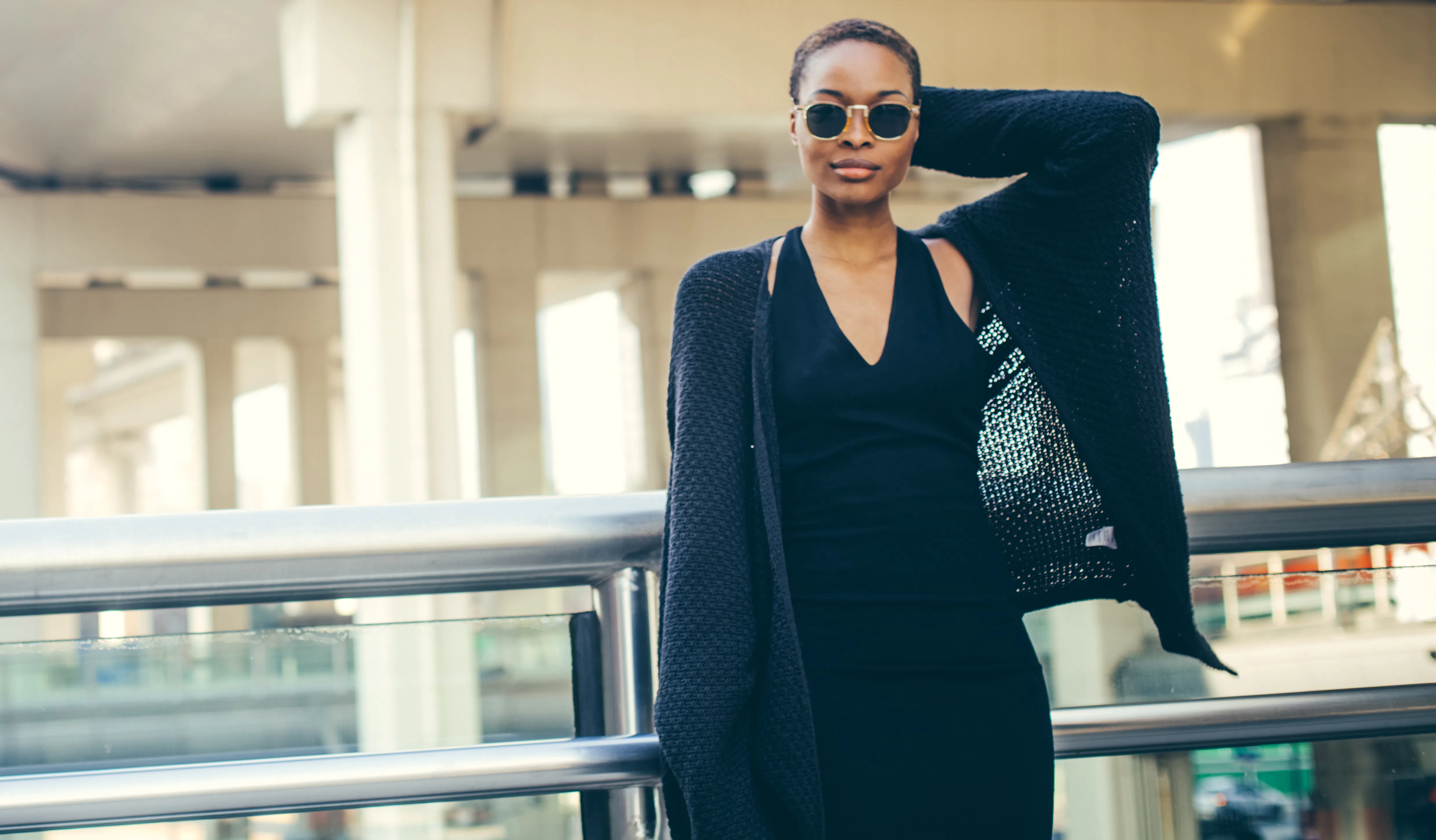 Beautiful young black woman enjoying the single life through the city.