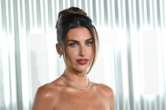 Paige Lorenze slams the "No Influencers" sign at Nantucket store.