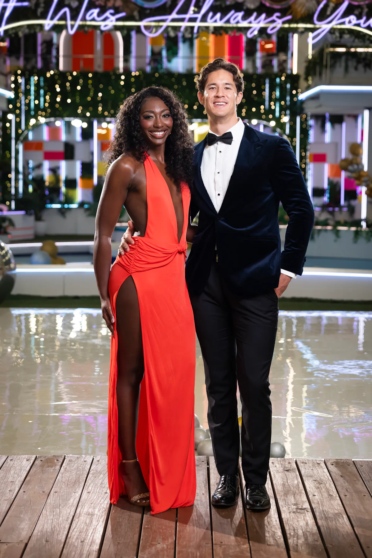 Are Aniya & Carl Dating After 'Love Island'? There's An Update