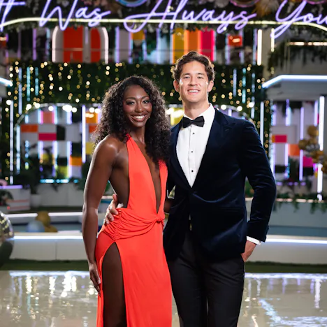 Carl Schmidt gave an update on his relationship with Aniya Harvey, revealing whether they're "boyfri...