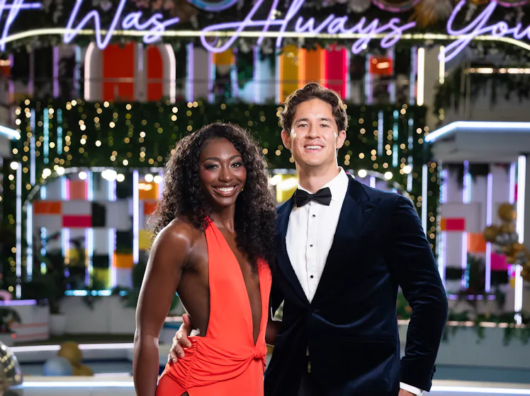 Carl Schmidt gave an update on his relationship with Aniya Harvey, revealing whether they're "boyfri...