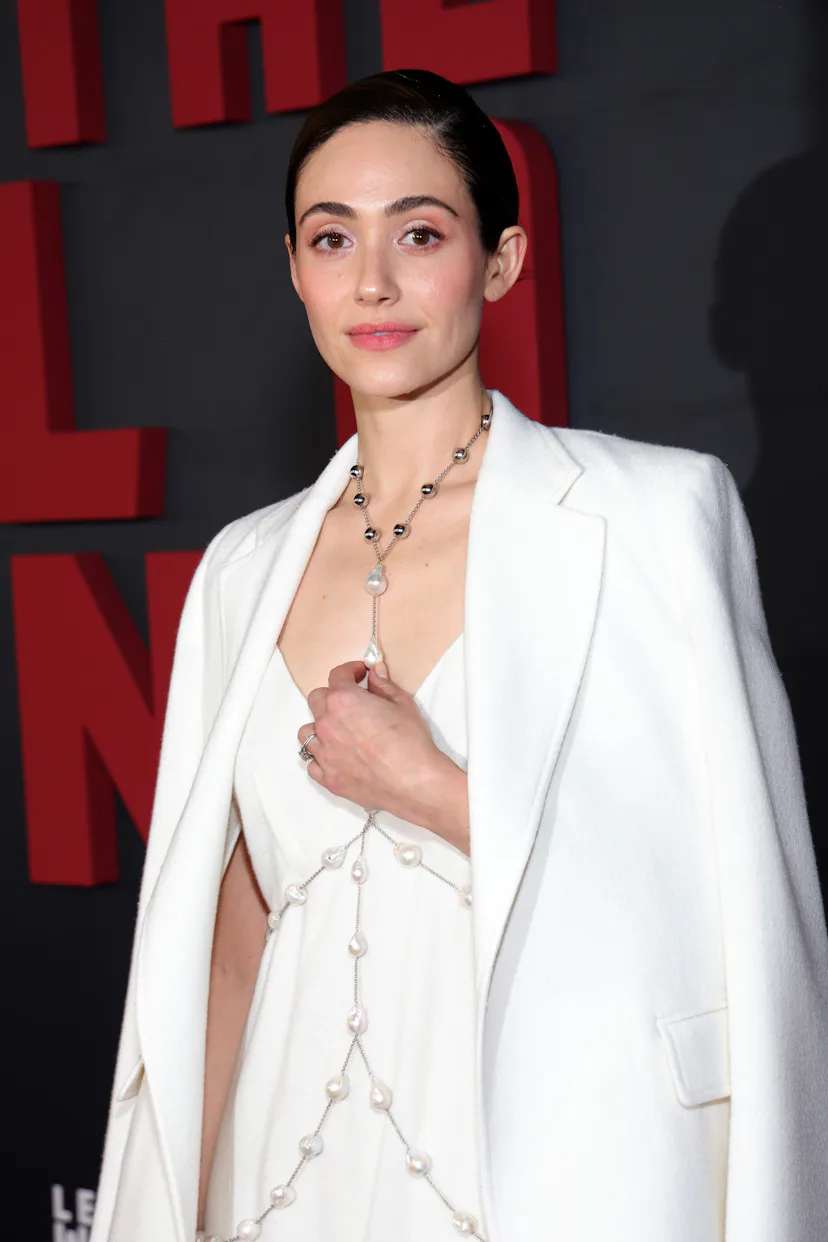 NEW YORK, NEW YORK - DECEMBER 04: Emmy Rossum attends the Leave The World Behind NY Special Screenin...