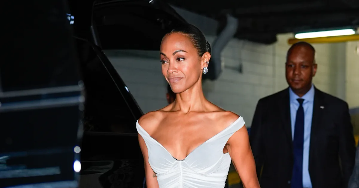Zoe Saldaña's Bodycon Dress Practically Glows in the Dark