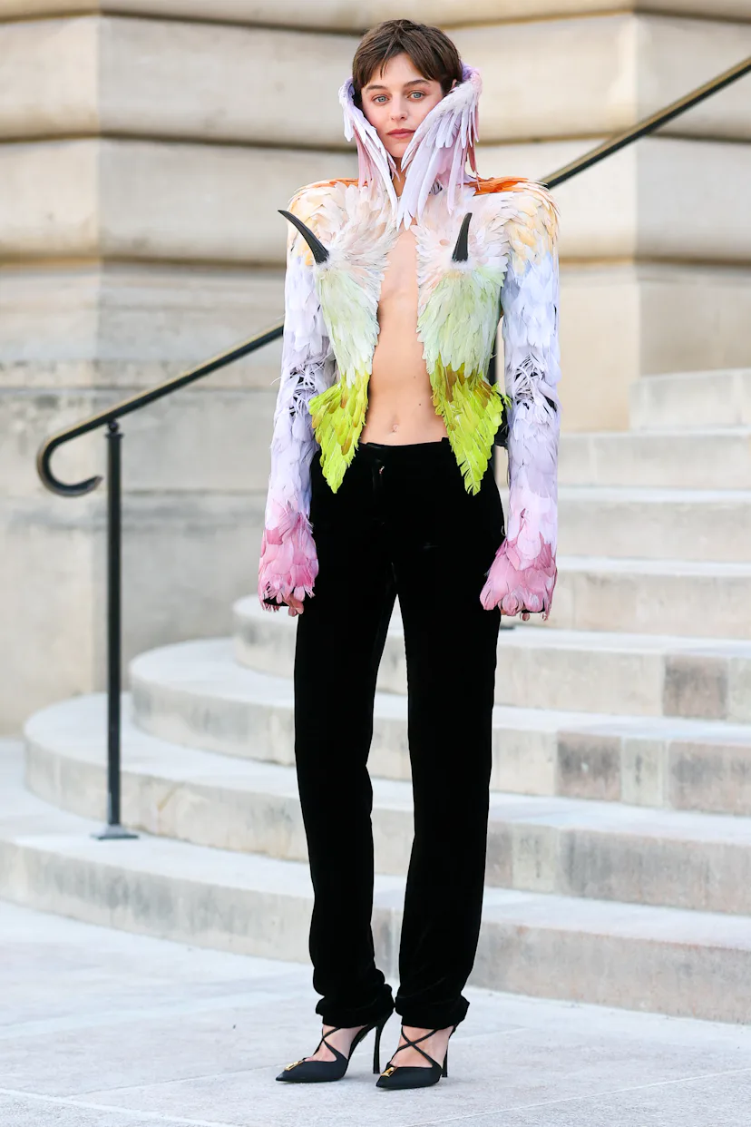 Emma Corrin, Schiaparelli, Paris Fashion Week, Haute Couture, haute couture fall 2026, runway, fashi...