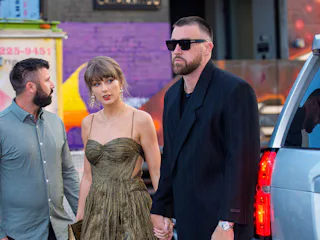 Guests shared that Travis Kelce and Taylor Swift's wedding had games with a raffle.