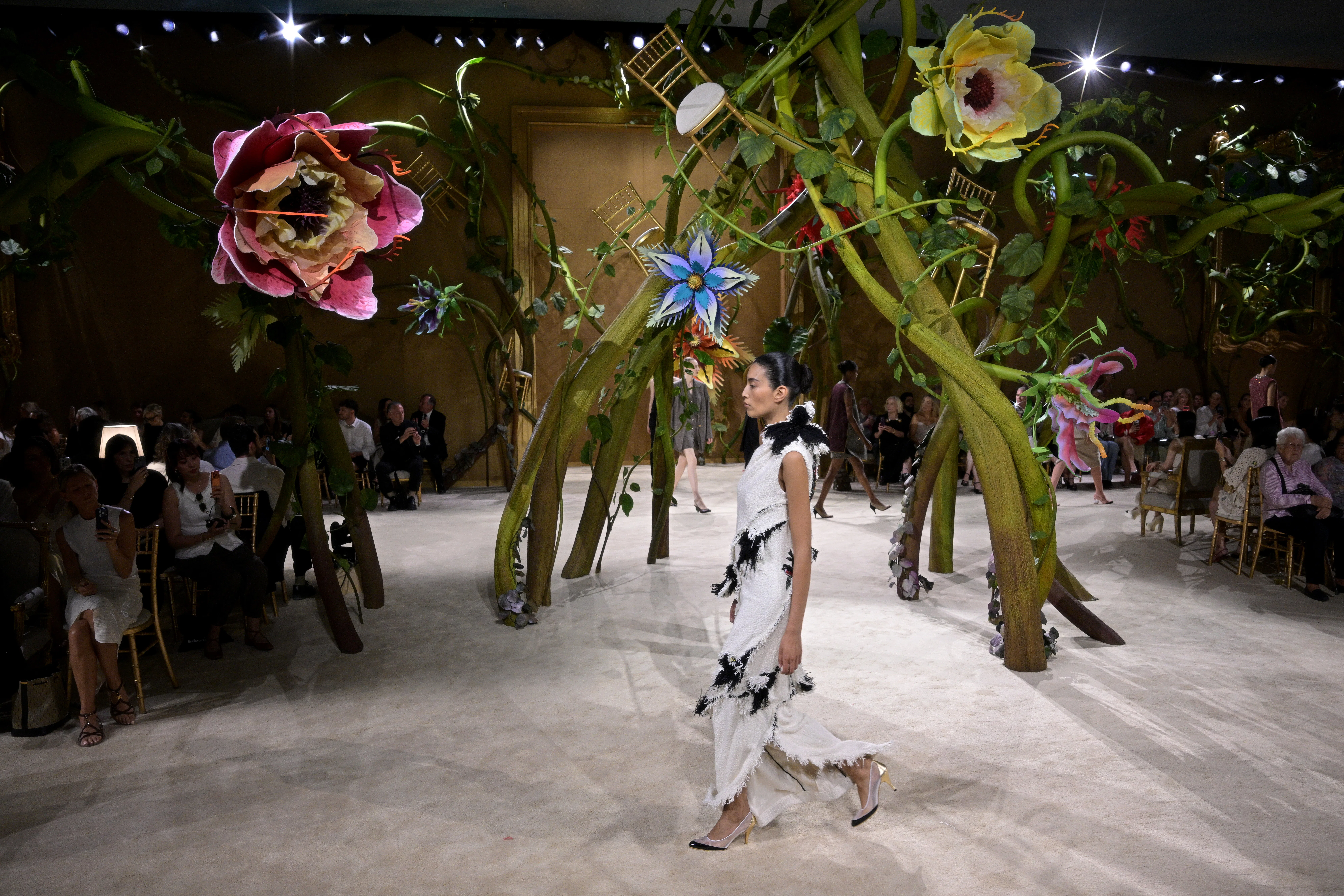 Every Paris Couture Week Fall '26 Moment