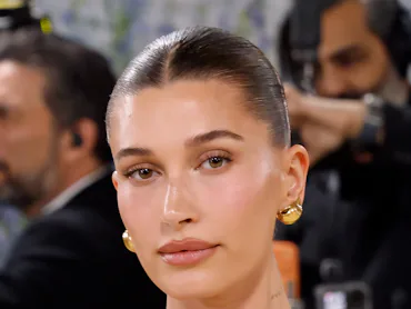 NEW YORK, NEW YORK - MAY 04: Hailey Bieber attends the 2026 Met Gala celebrating "Costume Art" at Me...