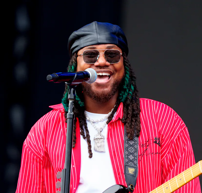 Leon Thomas spoke about his Lollapalooza set, Bruno Mars, and making his next album after 'Mutt's su...