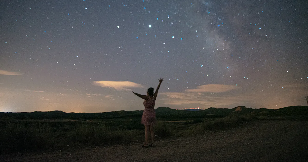 Mark Your Calendar: The Lion's Gate Portal On August 8 Is The Best Day For Manifesting