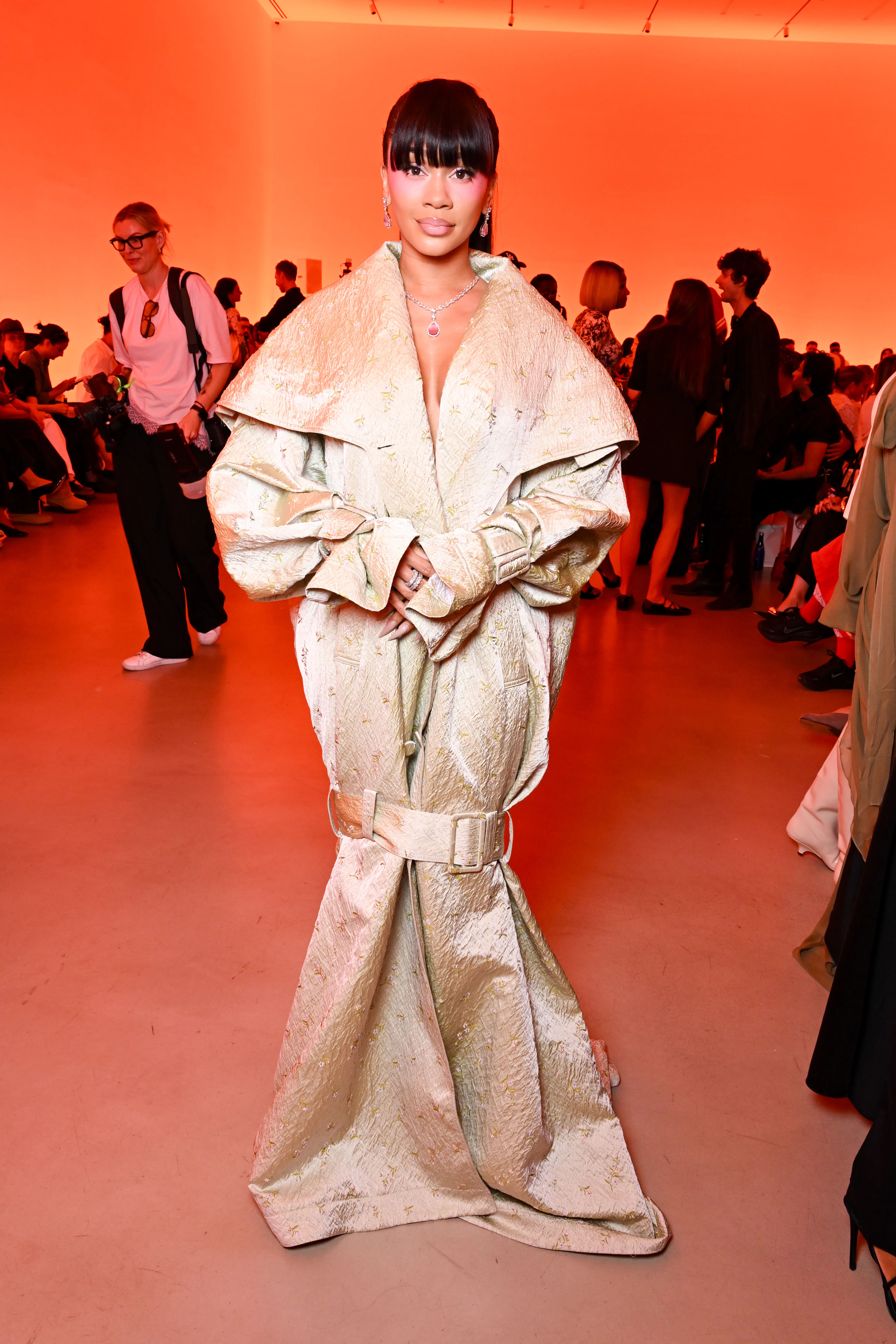 NYFW, New York Fashion Week, celebrity, celebrity fashion, fashion, style, personal style, front ro...