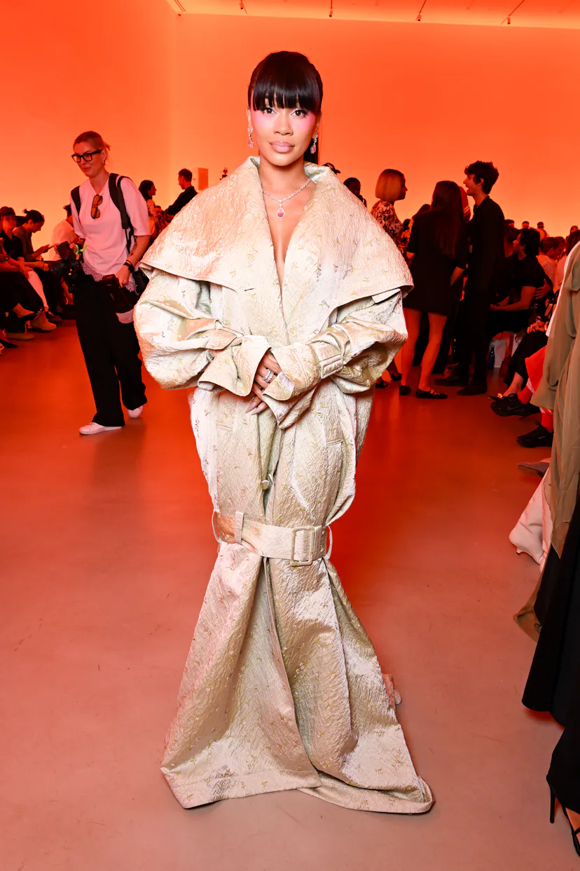 NYFW, New York Fashion Week, celebrity, celebrity fashion, fashion, style, personal style, front ro...