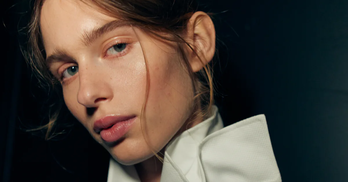 The Erdem Spring/Summer 2027 Show Introduced A New Way To Wear Blush