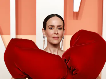 BEVERLY HILLS, CALIFORNIA - MARCH 02: Sarah Paulson attends the 2025 Vanity Fair Oscar Party Hosted ...