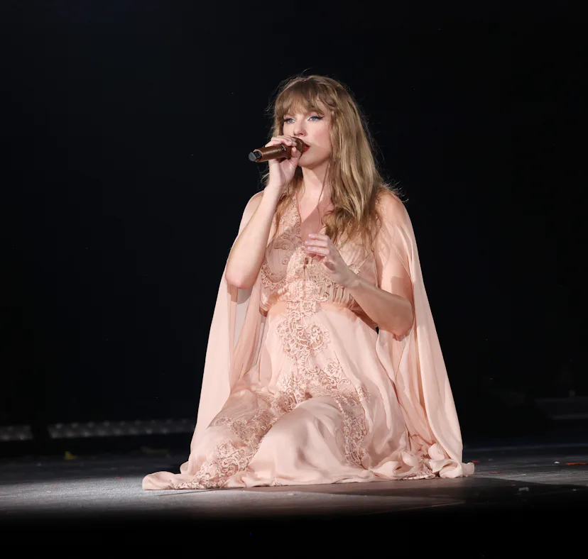 Taylor Swift's "Babylon" lyrics include an 'Evermore' Easter egg.
