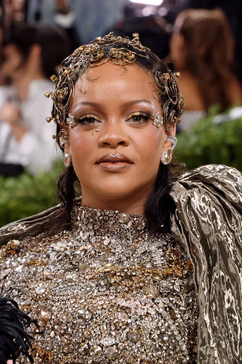 NEW YORK, NEW YORK - MAY 04: Rihanna attends the 2026 Met Gala celebrating "Costume Art" at Metropol...