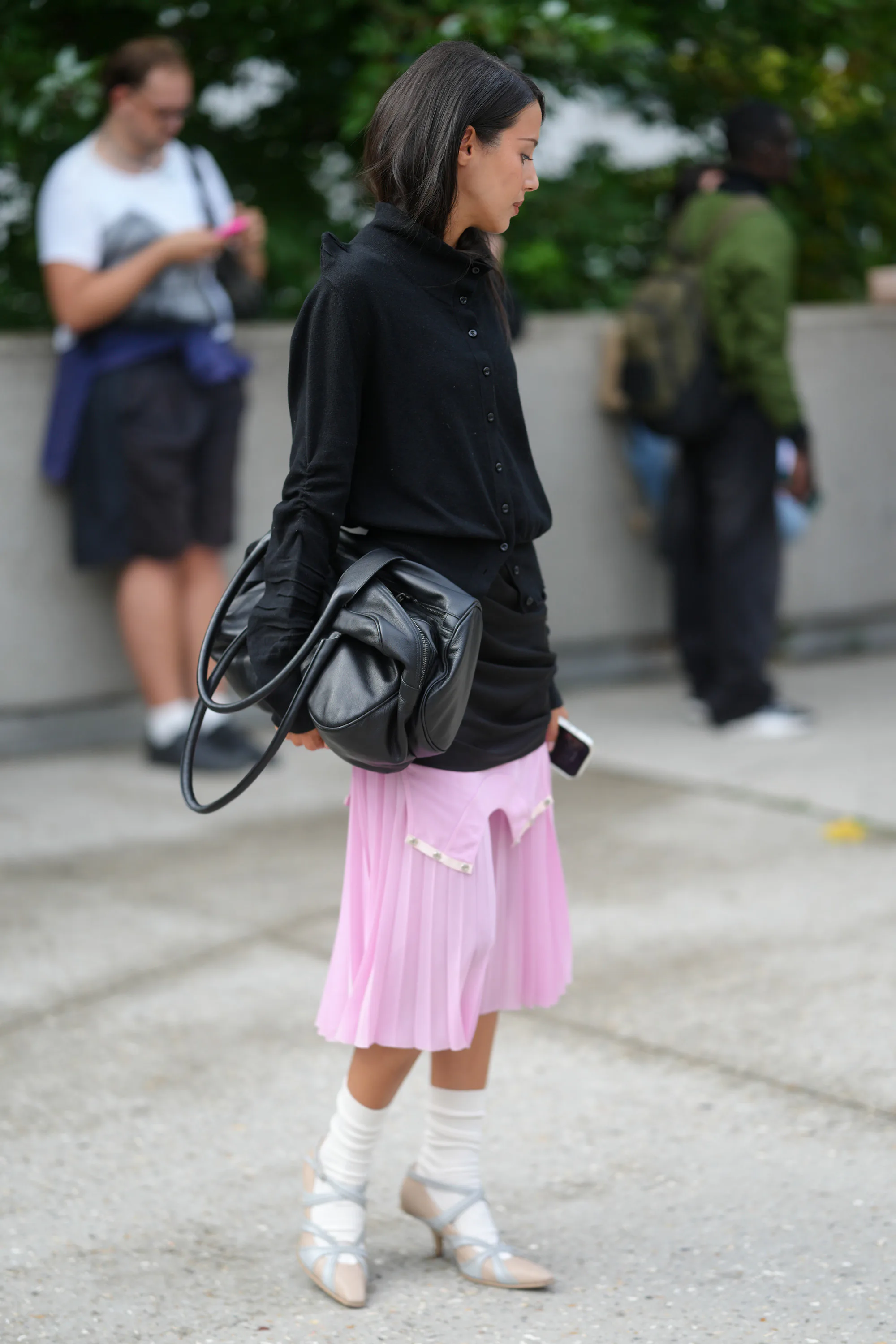 Paris Fashion Week street style