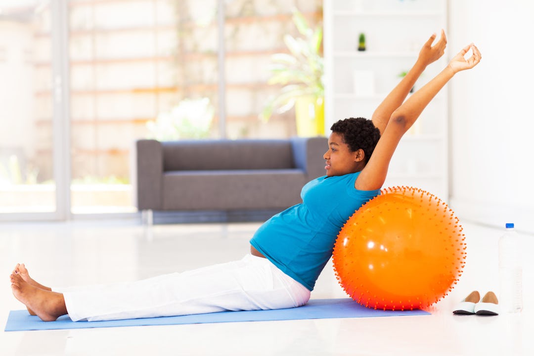 Can You Use A Birthing Ball To Induce Labor An Expert Explains 