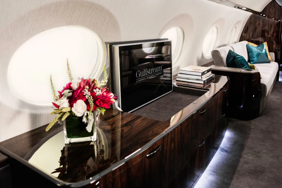 Instagrams Of Private Jets Have A Sneaky But Costly Renting Secret