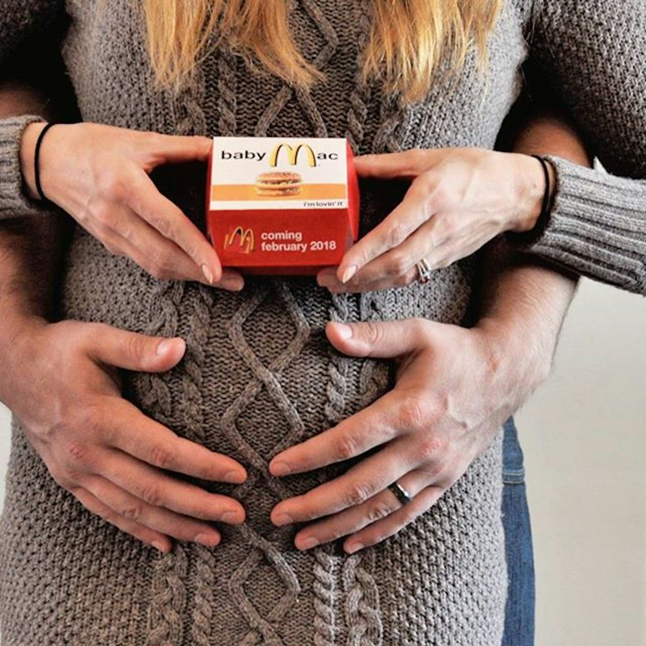 The 14 Funniest Pregnancy Announcements