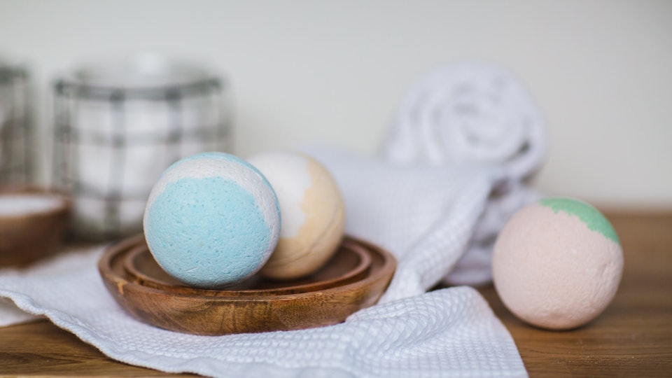 Can You Use Bath Bombs While You Re Pregnant Because It S The Little Things