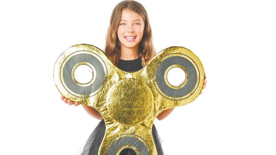 15 clever kid halloween costumes inspired by 2017