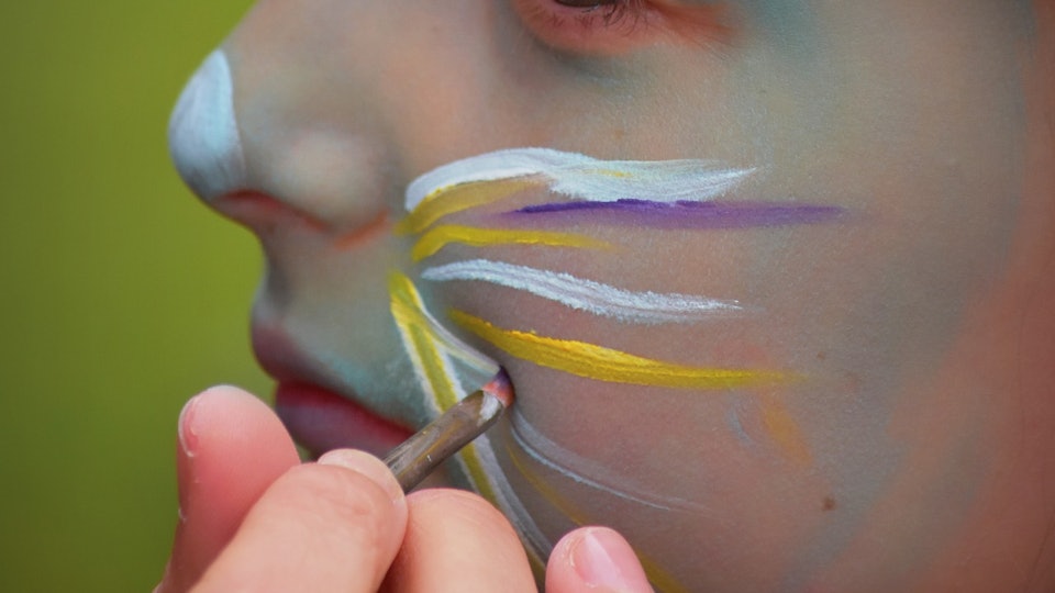 5 Non Toxic Halloween Face Paint Options For Kids