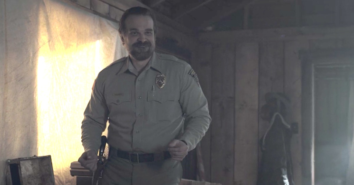 Jim Hopper S Stranger Things Season 2 Dance Is Now A Meme That