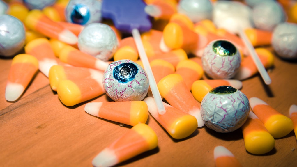 Why Do We Give Out Candy On Halloween? Here�s The Backstory Why Do We Give Out Candy On Halloween? Here�s The Backstory