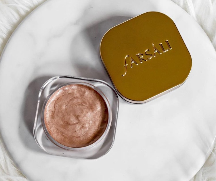 enkemand Stipendium venskab Where Can You Buy Farsali's Jelly Beam Highlighter? It's Glowy Pudding For  Your Face