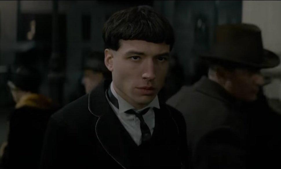 This 'Fantastic Beasts' Fan Theory About Credence Barebone Suggests The