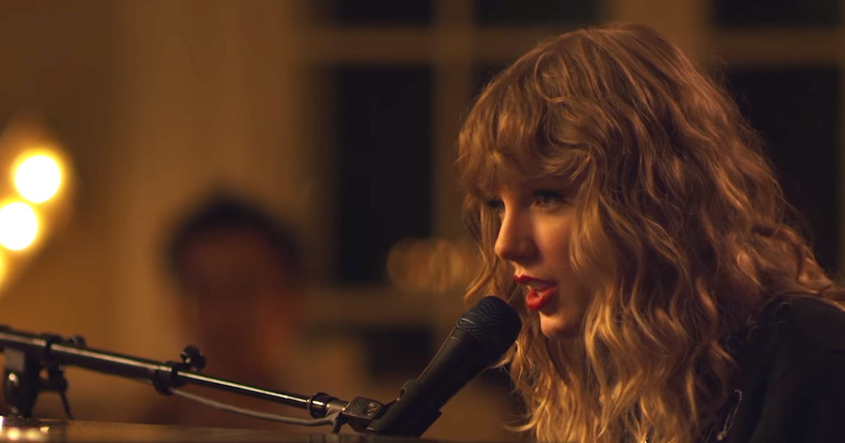 Whose Laugh Is Taylor Swift Talking About On New Year S Day There Are Three Major Options Whose Laugh Is Taylor Swift Talking About On New Year S Day There Are Three Major Options