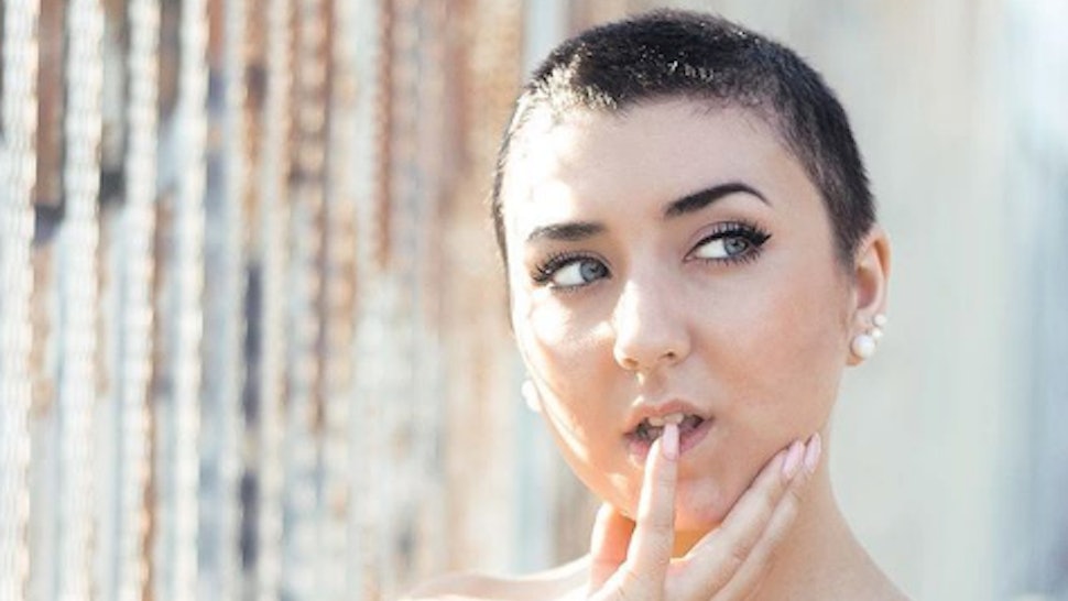 Youtuber Hannah Forcier S Hair Burned Off Because Of A Drugstore