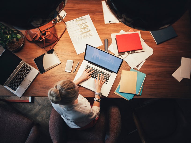 5 Exercise Gadgets For Desks So You Can Work Out While You Work