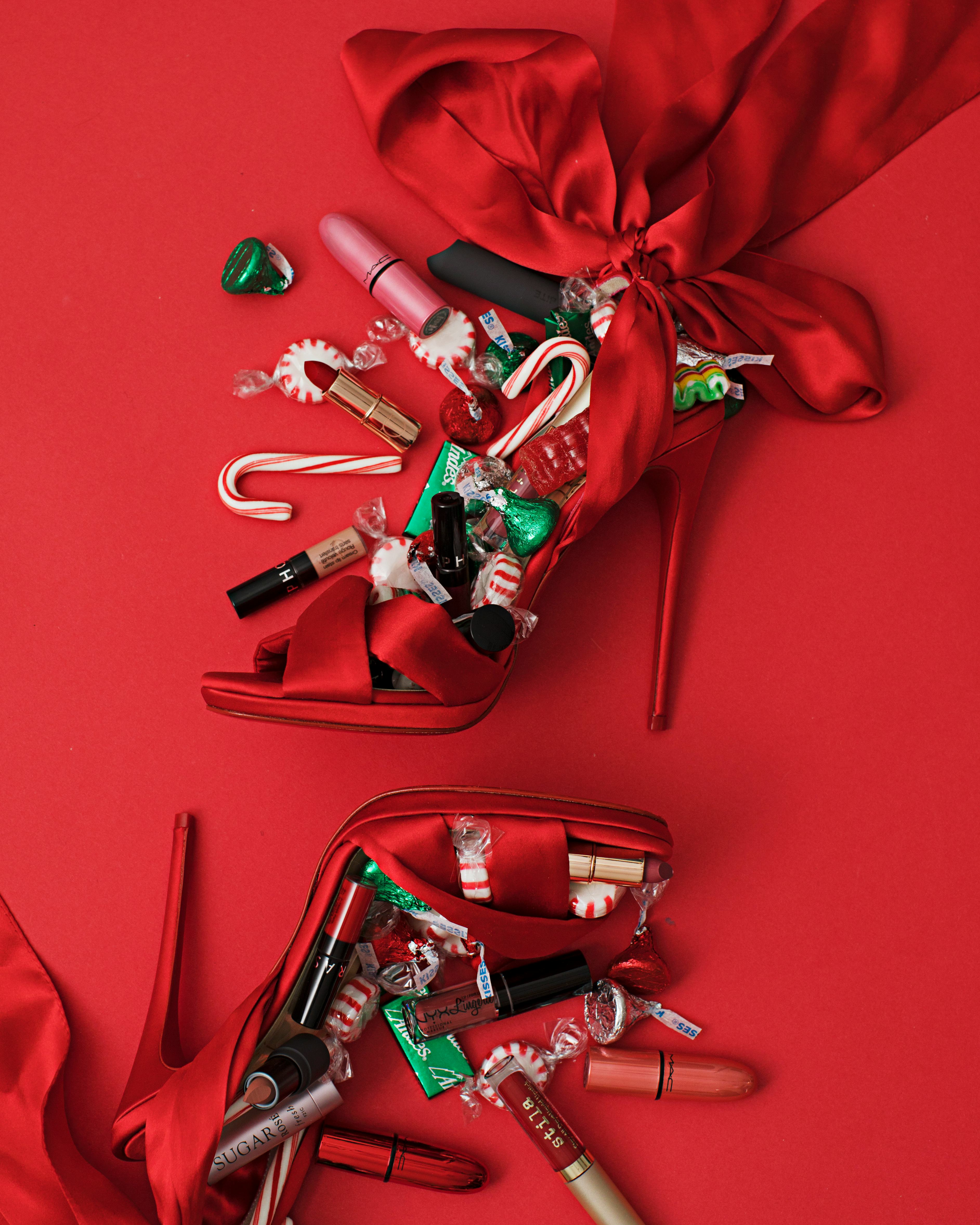 30 Mini Beauty Products & Sets That'll Make The Most Perfect Stocking Stuffers