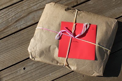 10 Creative Gift Wrapping Hacks For Perfect Presents In A Snap