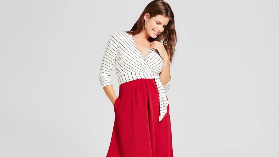 9 Holiday Dresses For Postpartum Women