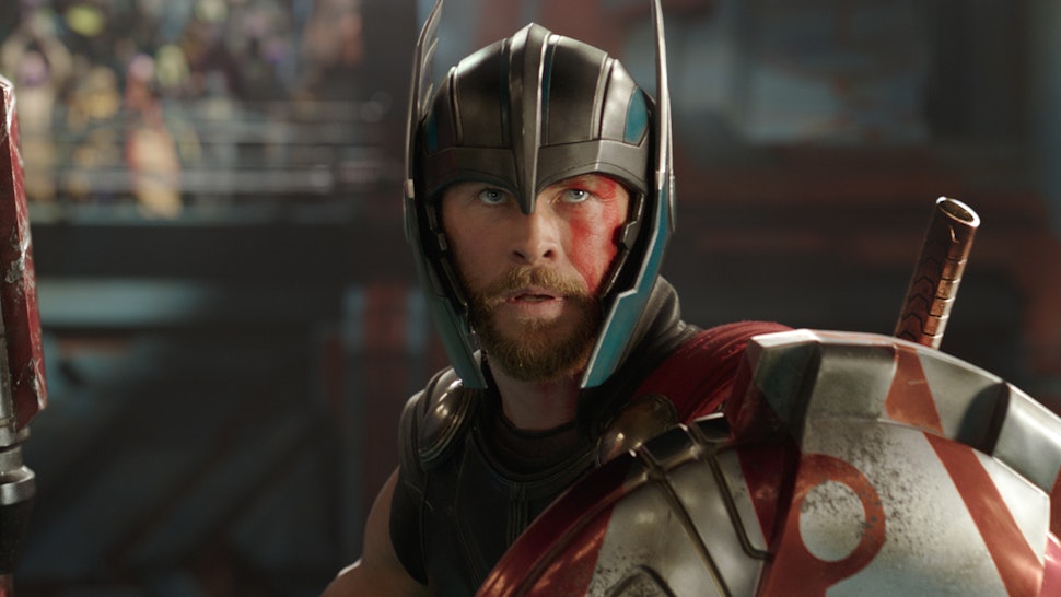 Does Thor Lose His Eye In The Comics? 'Ragnarok' Sees The Hero Sporting ...