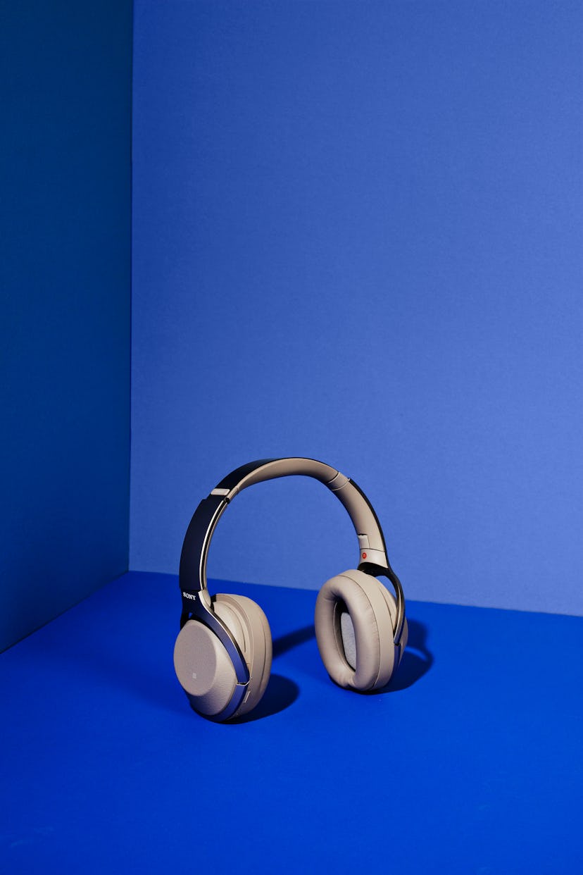Sony WH-1000XM2 Wireless Noise Canceling Stereo Headset