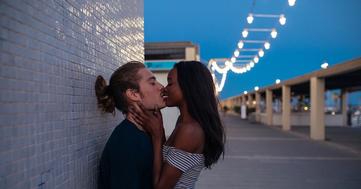 What Makes A Kiss Good According To Experts What Makes A Kiss Good According To Experts