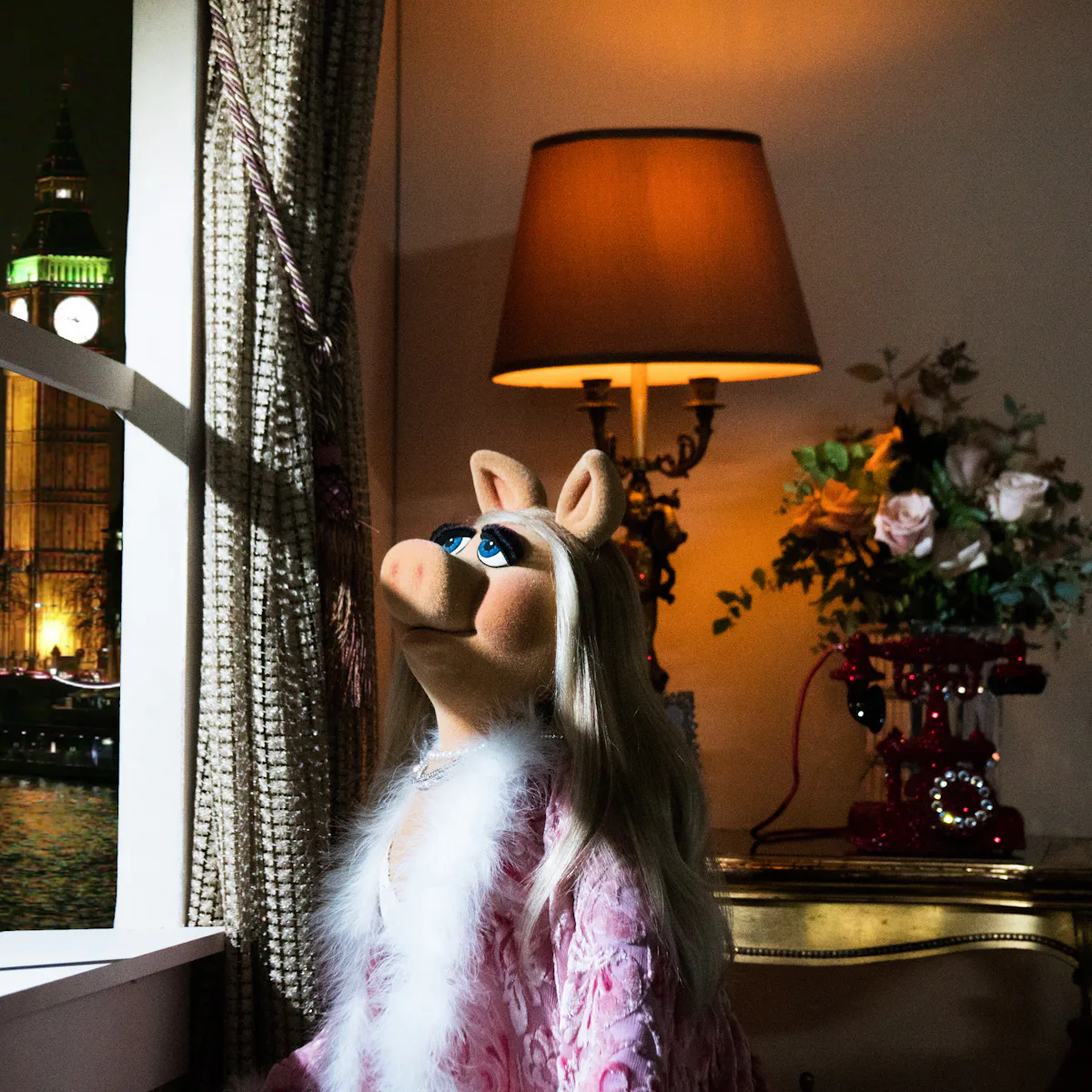 Miss Piggy Reveals Her Secret To Looking So Gorgeous & Her Thoughts On Ex Kermit The Frog EXCLUSIVE Miss Piggy Reveals Her Secret To Looking So Gorgeous & Her Thoughts On Ex Kermit The Frog EXCLUSIVE