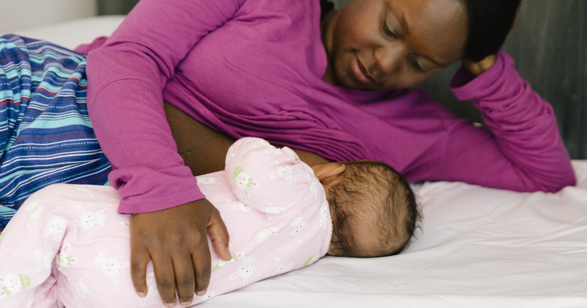 How Your Baby Will Breastfeed According To Their Zodiac Sign How Your Baby Will Breastfeed According To Their Zodiac Sign