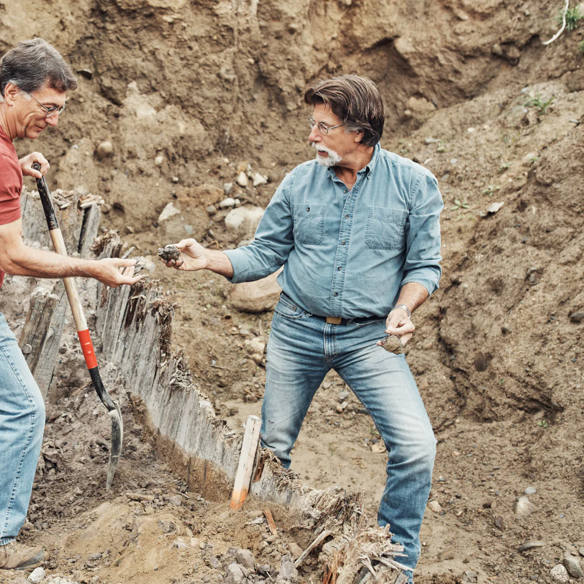 Is 'The Curse Of Oak Island' Real? Two Treasure Hunters Are Willing To Risk It