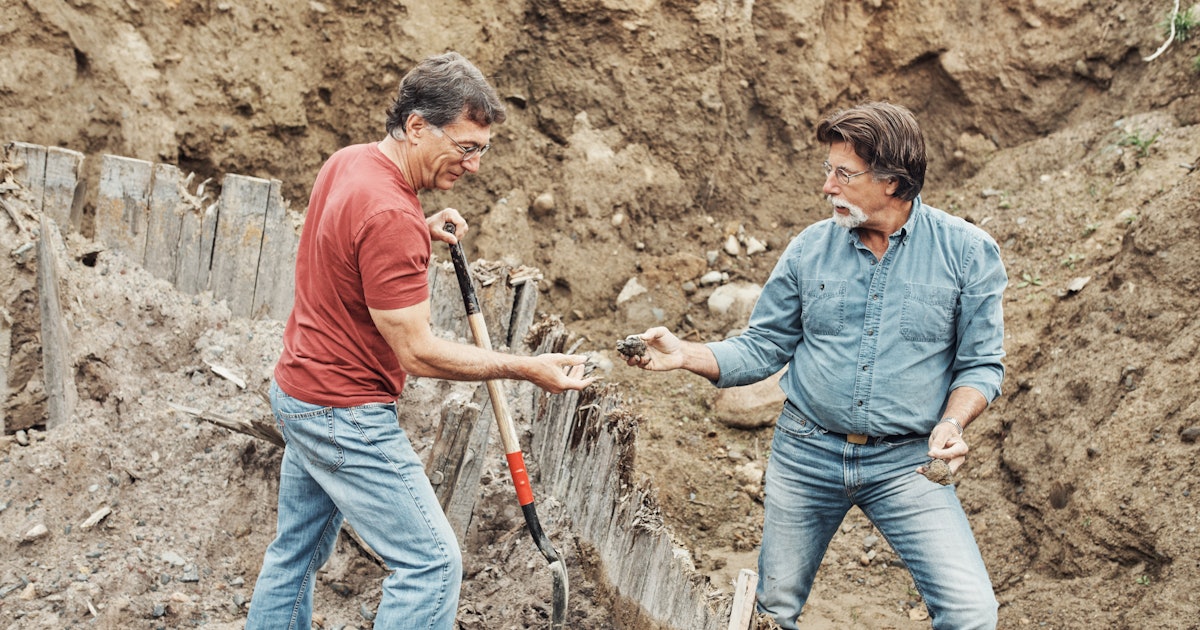 Is The Curse Of Oak Island Real Two Treasure Hunters