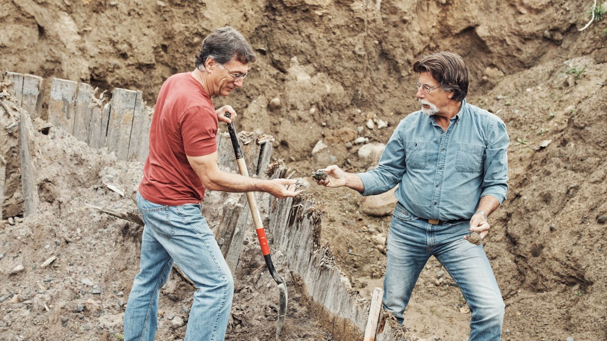 Is 'The Curse Of Oak Island' Real? Two Treasure Hunters Are Willing To Risk It