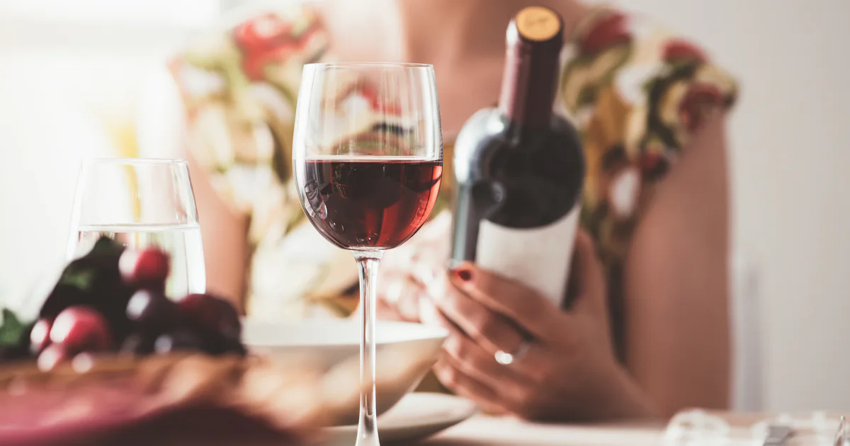 Can You Drink Alcohol After Ovulation It Really Depends On Who You Ask Can You Drink Alcohol After Ovulation It Really Depends On Who You Ask