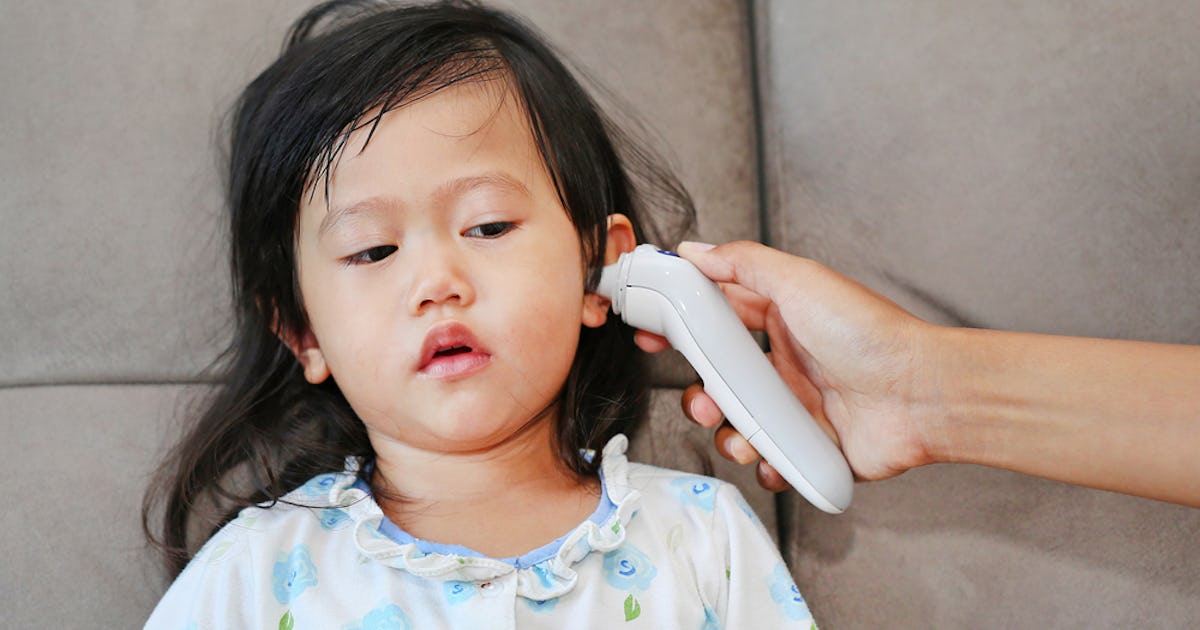 Does Cold Weather Cause Ear Infections? Experts Weigh In Does Cold Weather Cause Ear Infections? Experts Weigh In