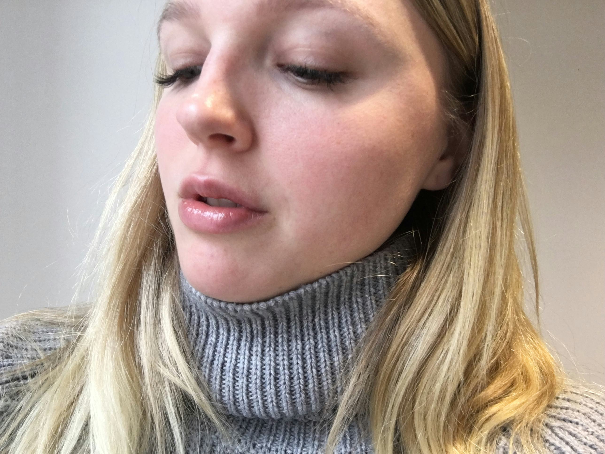 I Wear This Lip Gloss To Bed Every Night & It's The Best Part Of My Routine