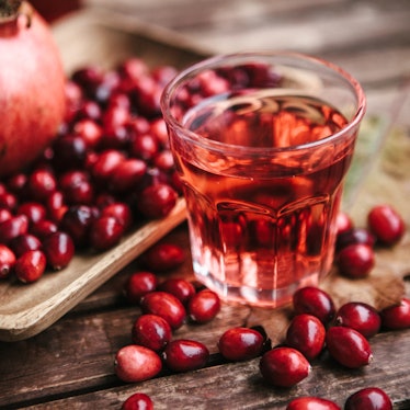 Pair these non-alcoholic Wassail drinks with winter solstice foods.